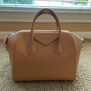 Givenchy medium Antigona great condition